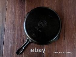 Griswold #7 Cast Iron Skillet With Small Block Logo And Grooved Handle Restored