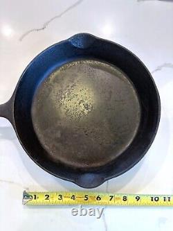 Griswold No. 8 Cast Iron Skillet 704 S with Small Block Logo and Smooth Bottom