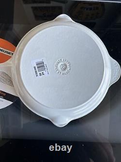 Le Creuset Round Cast Iron 10 Inch Skillet White New
