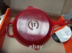 Le Creuset Signature Enamelled Cast Iron Skillet Frying Pan With Helper