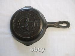 Rare Early Griswold #2 Cast Iron Skillet Slant Logo Heat Ring