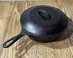 USED VINTAGE DEEP CAST IRON SKILLET PAN WithLID WAGNER -O- 1088 E CHICKEN FRYER