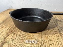 USED VINTAGE DEEP CAST IRON SKILLET PAN WithLID WAGNER -O- 1088 E CHICKEN FRYER