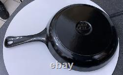 Vintage Aga Frying Pan Skillet Heavy Cast Iron Black Gloss Enamel 25cm Dish