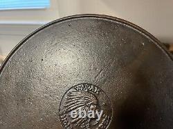 Wapak #8 Cast Iron Indian Skillet/Indian Head/HTF/Flat/Impeccable/Smooth